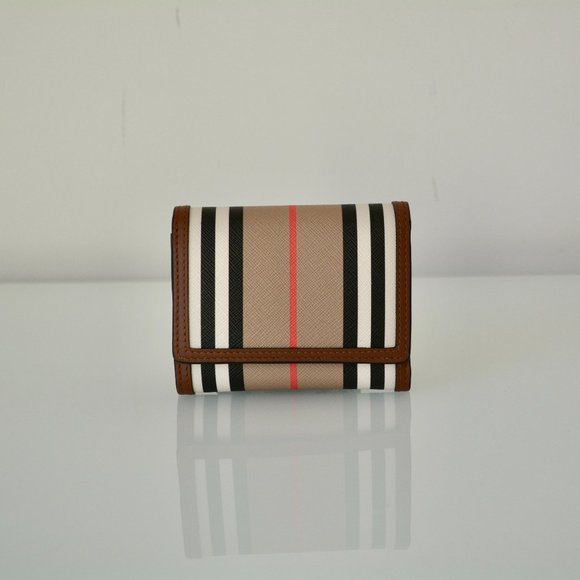 NWT BURBERRY LANCASTER ICON STRIP VINTAGE CHECK - Picture 2 of 9